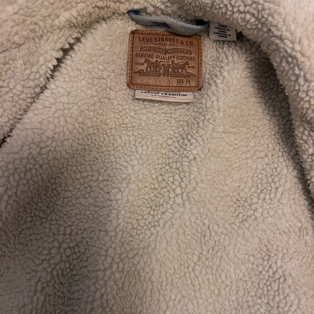 Levi's Cream Sherpa Jacket